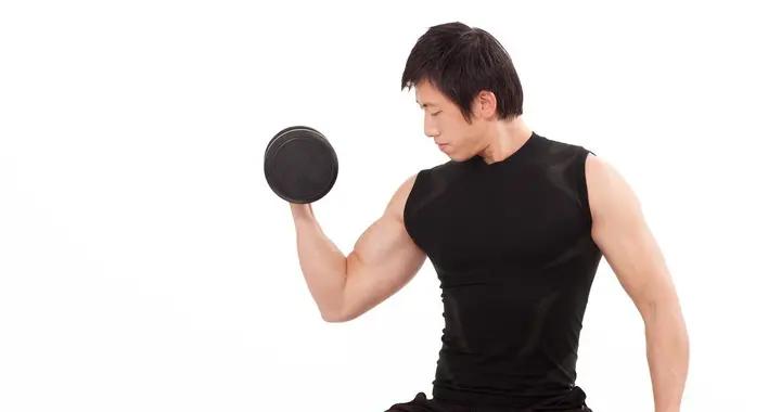 肩臂無力易受傷？這份結構化鍛鍊方案，幫你安全練出強手臂