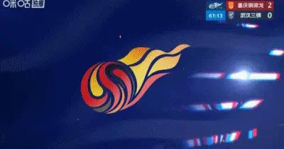 銅梁龍十人作戰！杜月徵側面飛鏟熊繼政，VAR介入改判直紅！