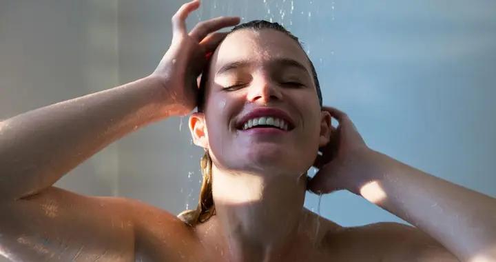 泡腳後別急着洗澡！掌握這個黃金間隔時間，護血管還不影響養生