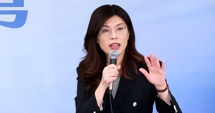 做了連戰馬英九沒敢做的事，鄭麗文專機將飛進北京，島內風向要變