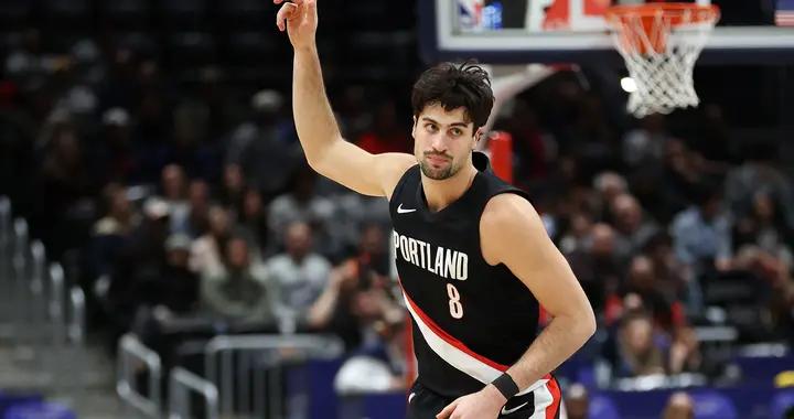 快船今天全隊12罰 阿夫迪亞一人13罰&開拓者全隊35罰