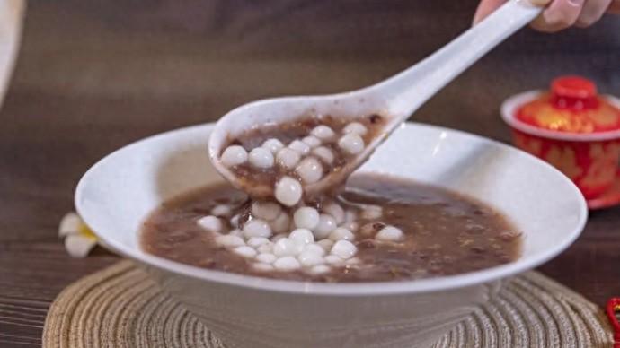 南京的三場晚宴，講述一個“回家喫飯”的故事