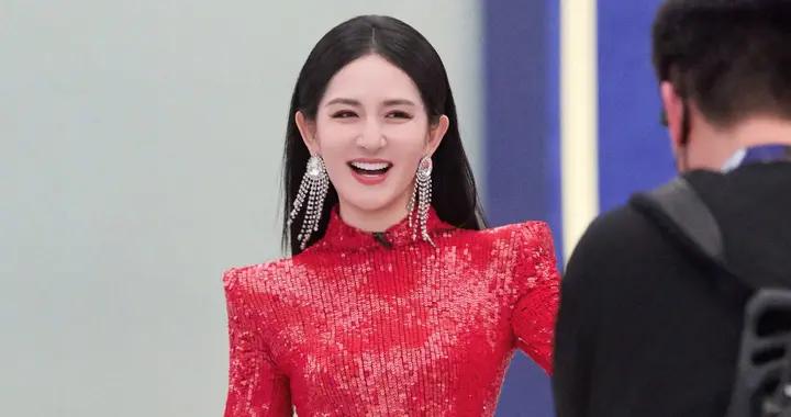 謝娜首次開演唱會門票秒售罄！發文稱考慮演唱會加場