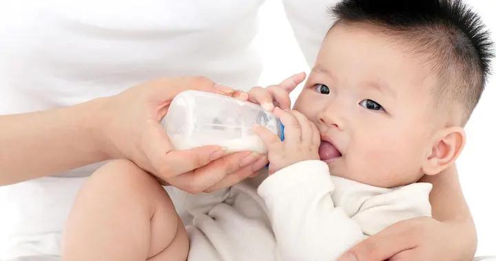 揭祕嬰兒補鈣最佳時間，避開這些誤區，寶寶骨骼壯