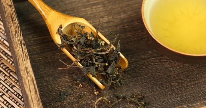 蒲公英水對胎兒有何影響？孕期飲食避雷指南，這杯“養生水”別碰