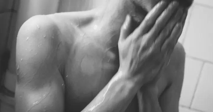 酒後洗澡=“玩命”？別誇大但要警惕，這些危害早知道早規避