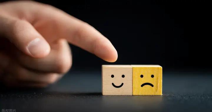 假裝情緒穩定，正在消耗多少心理能量