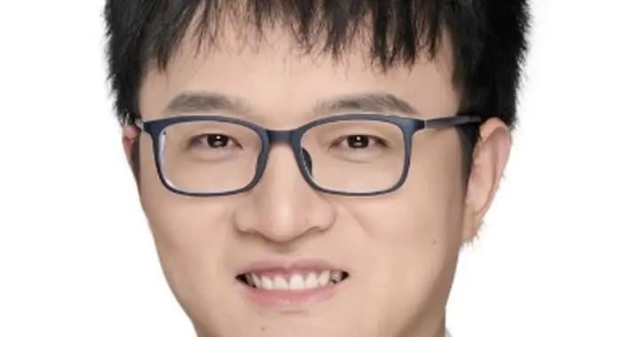 機械手成精了：能變形、能爬行、自己抓東西，全程無人操控