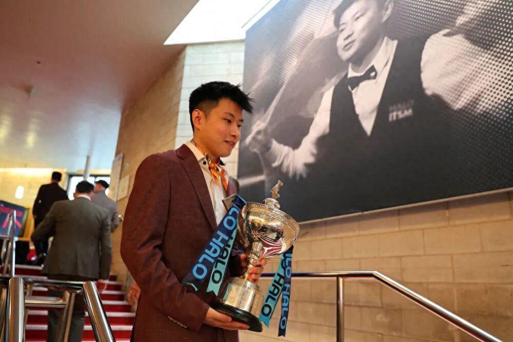 11名中國選手征戰斯諾克世錦賽創紀錄，趙心童開啓衛冕之路：覺得壓力上來了，但在備戰方面並沒有刻意調整節奏，和平時備戰任何比賽一樣