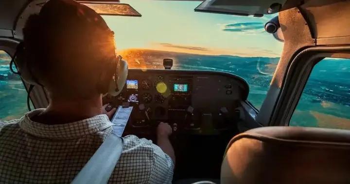 八十萬民間飛行員，揭祕美國深藏的戰時戰爭潛力