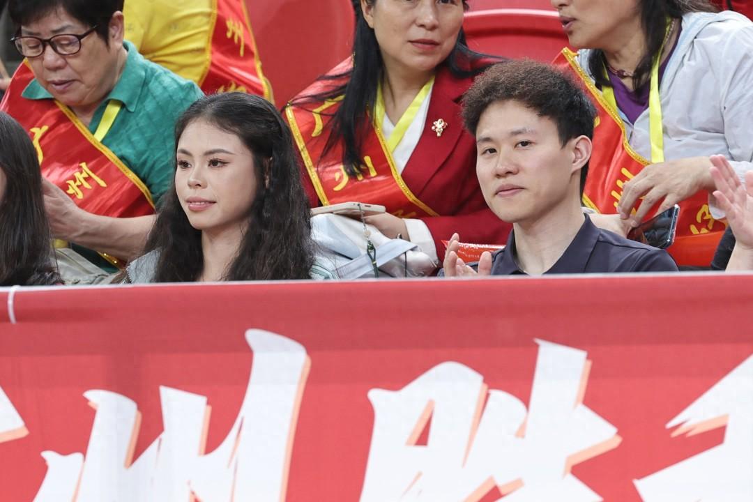 【粵BA】冠軍打CALL：謝思埸說“宵夜第一”，莫家蝶最贊裹蒸糉