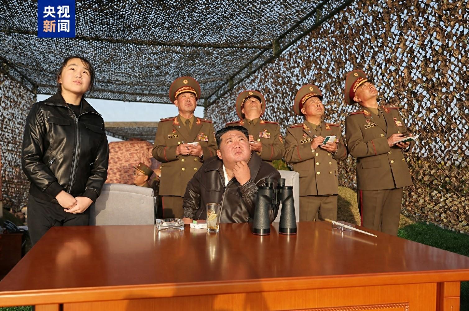 朝鮮進行地對地戰術彈道導彈試射 金正恩觀摩