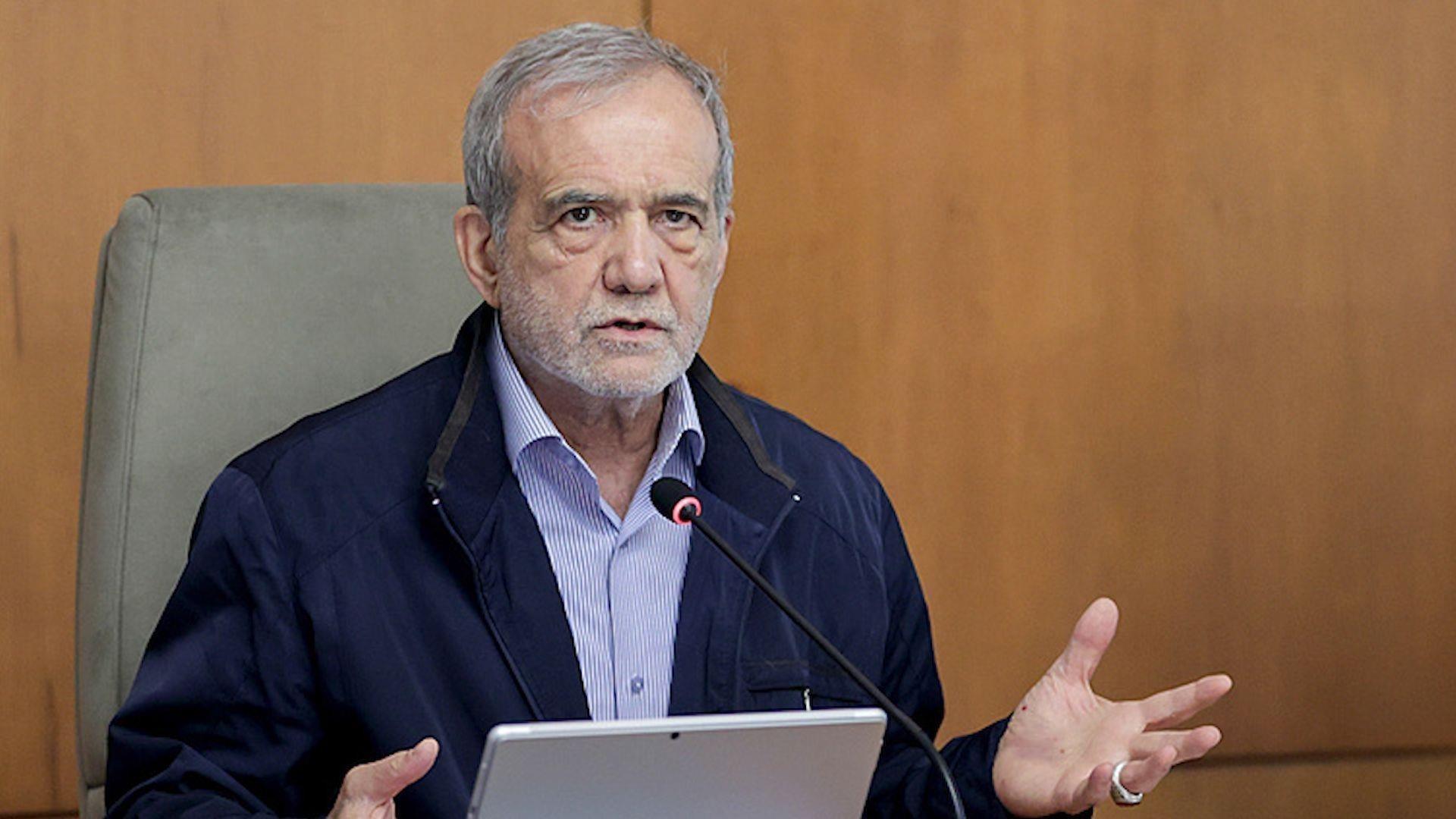 伊朗總統稱將繼續推進基礎設施建設