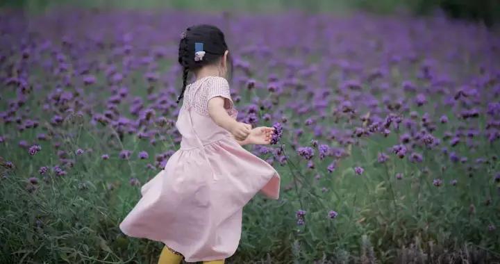 給孩子最深的滋養：一半愛護，一半需要