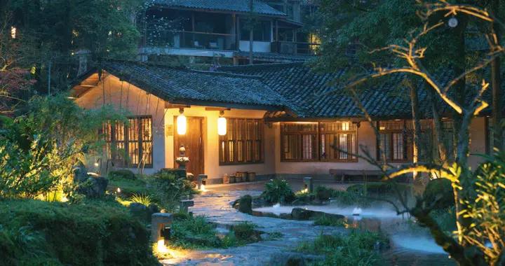 出息了！那家有私湯的羅萊夏朵我們終於是搞定了