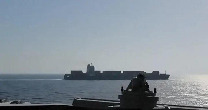 美軍下黑手，貨船駛離中國，先炮擊後扣押，伊朗誓言復仇？