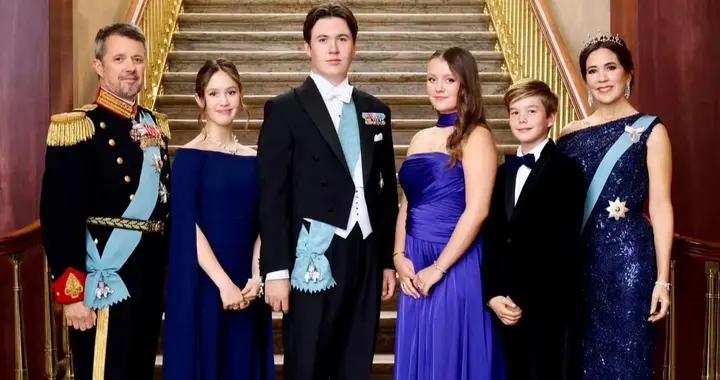 丹麥能保護格陵蘭島嗎？國王坐馬車出行，他有雙胞胎王子和公主