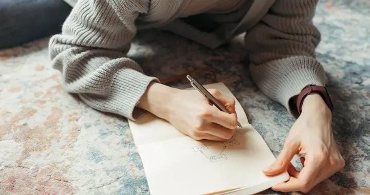 職業揭祕：三甲醫院的大齡護士何去何從？工作前景解密