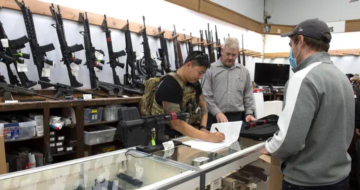 美國人寧可被斬殺線斬殺，也不敢組織起來反抗，白瞎了這5億支槍