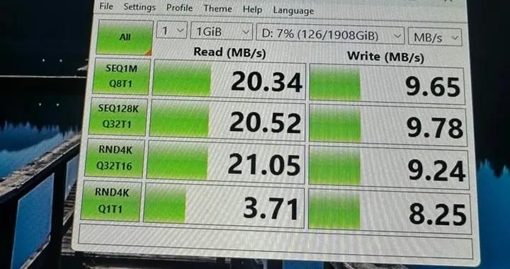 三星990 Pro SSD竟被掉包：速度不到20MB/s，連Windows都被騙過