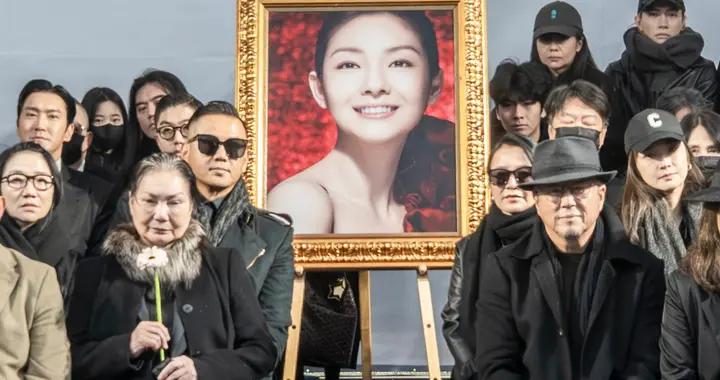 大S離世一週年遺照曝光！笑容陽光燦爛，跟具俊曄合影狀態幸福