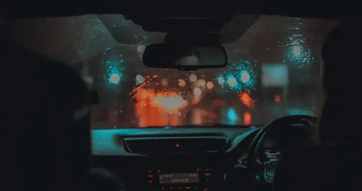 年輕人就業，越想賺高薪，越要避免從事這三類對前途不利的工作