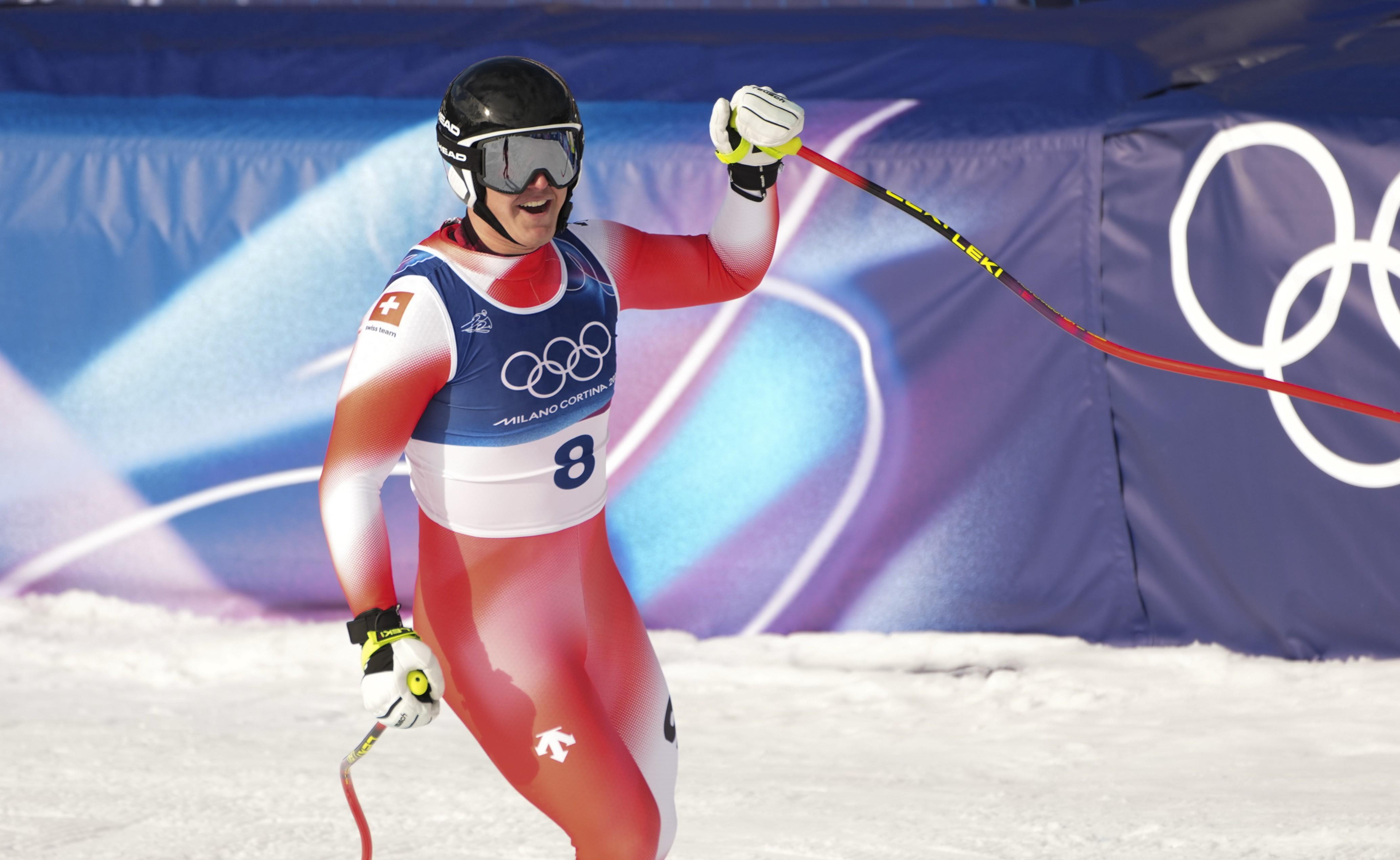 新華圖訊 ｜ 米蘭-科爾蒂納冬奧會首枚金牌誕生