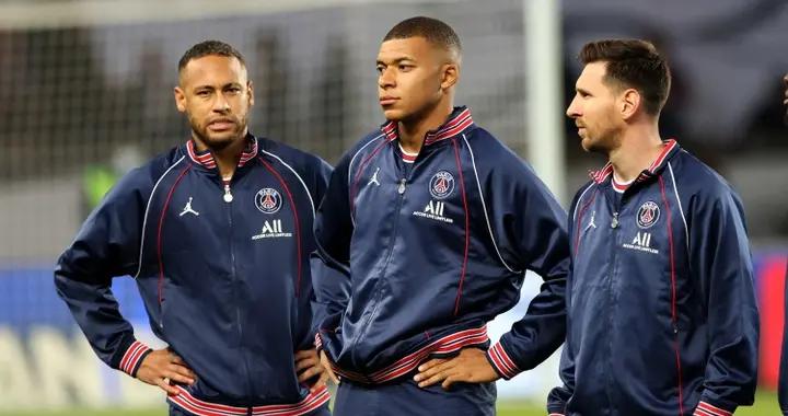 馬卡：巴黎近3年削減55%薪資，轉向始於梅西、內馬爾、姆巴佩離隊