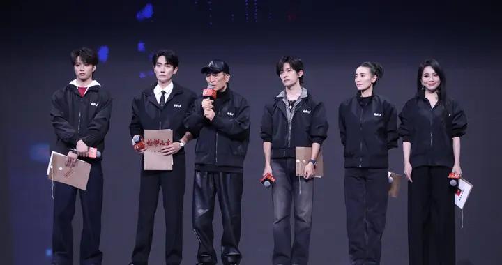 張藝謀：朱一龍情感爆發力非常強，易烊千璽非常沉穩從容