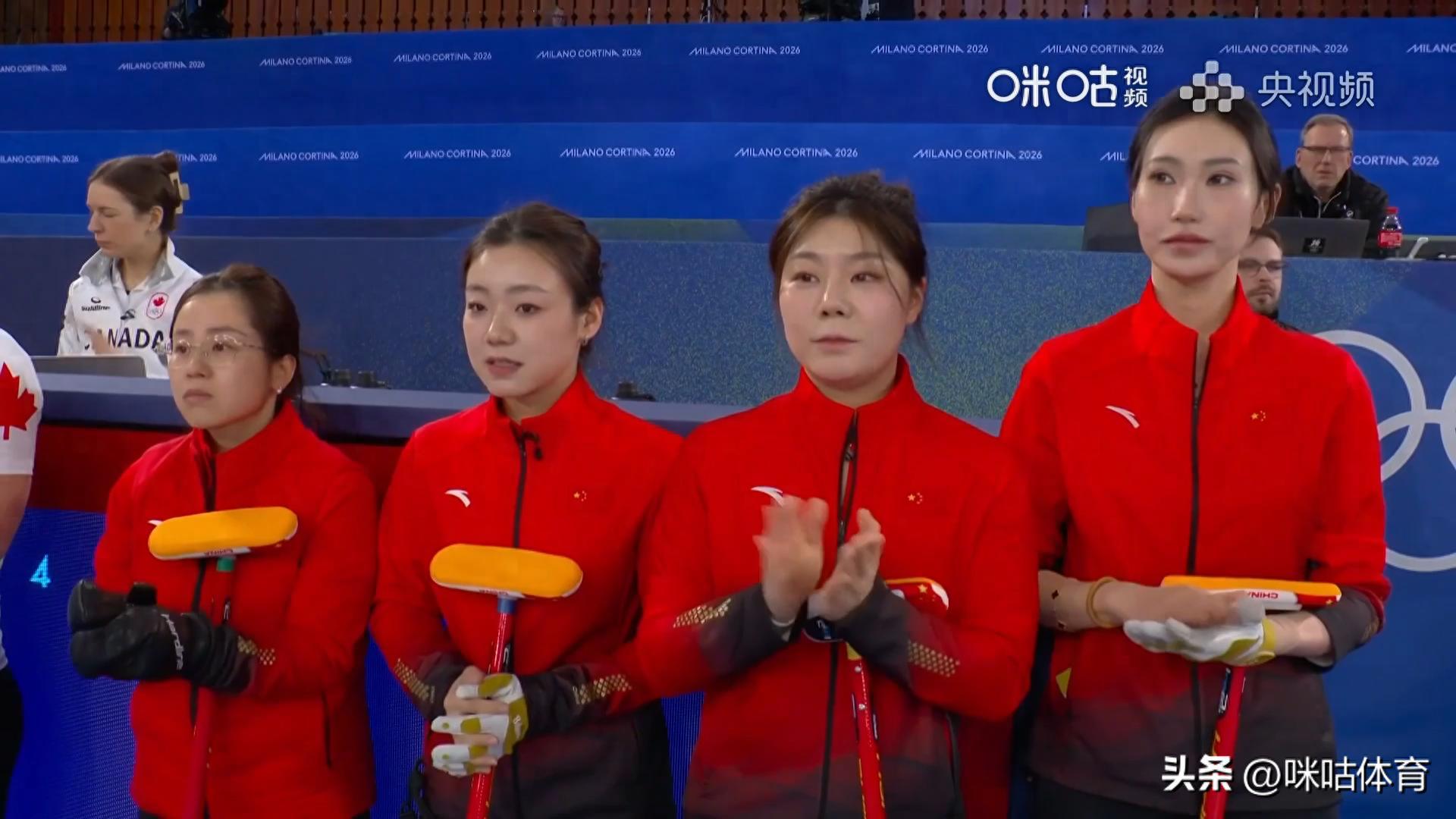 “觸壺門”再現！中國冰壺女隊5比10不敵加拿大