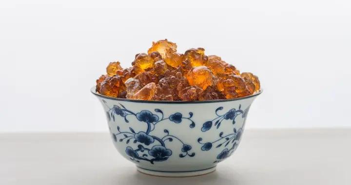 桃膠雖好，別亂喫！最佳食用時間出爐，不同人羣喫法有差異