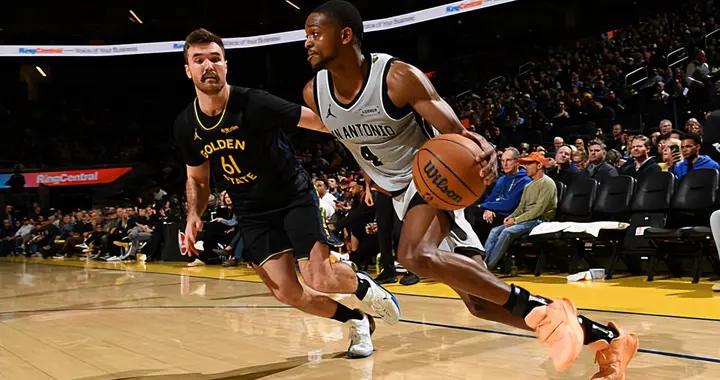 完爆了勇士防線！馬刺後場核心的重要性真是被嚴重低估了？