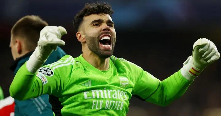 泰晤士報：拉亞兒時踢室內足球練習腳下技術，他像一名額外的中衛