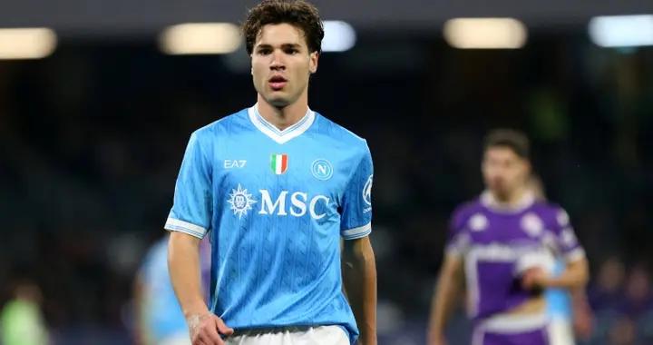 經紀人談維爾加拉：我們沒有和那不勒斯談續約，他現在專注球隊