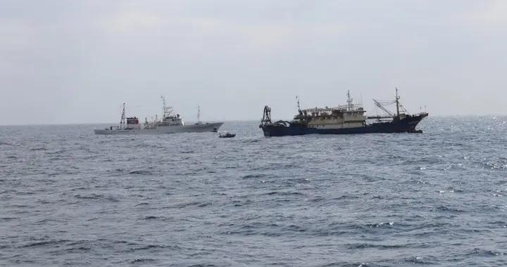 日本悍然扣押中國漁船，坐穩首相的高市早苗，終於對中國露出獠牙