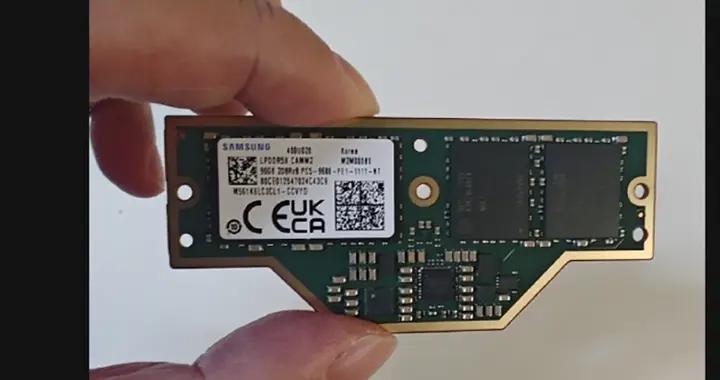 輕薄本不能升級內存的時代要結束了！LPCAMM2可拆卸內存即將登場