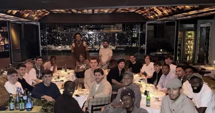 記者：維尼修斯組織皇馬球員聚餐，他是餐廳老闆之一