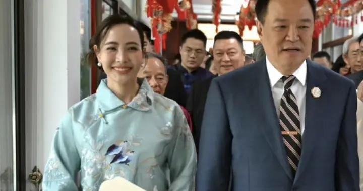 阿努廷和夫人蔘加活動，他講中文致辭，佩通坦那邊遭遇挫敗