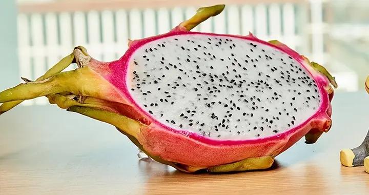 想給臉部“大掃除”？這些排毒水果別錯過，越喫越美