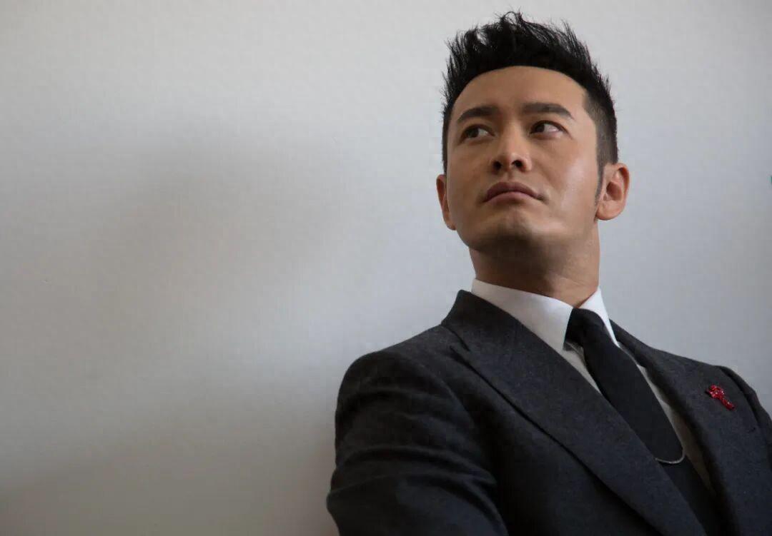 黃曉明包了50場！公開力挺楊冪、劉詩詩、沈騰、吳京、易烊千璽、朱一龍、王鶴棣……