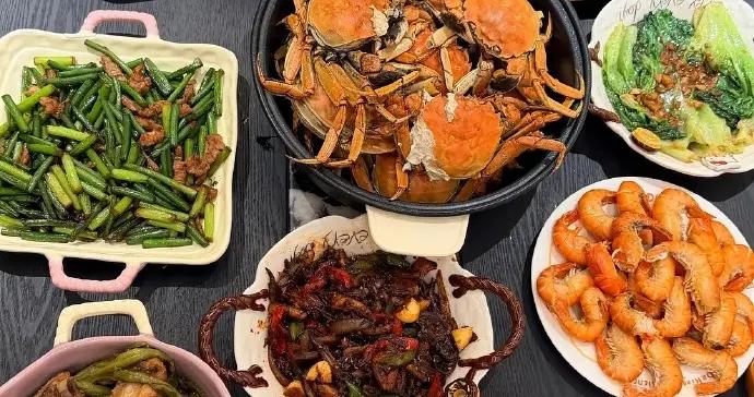 曬曬孟子義、黃曉明、陳妍希年夜飯喫的啥？有沒有你家喫的豐盛？