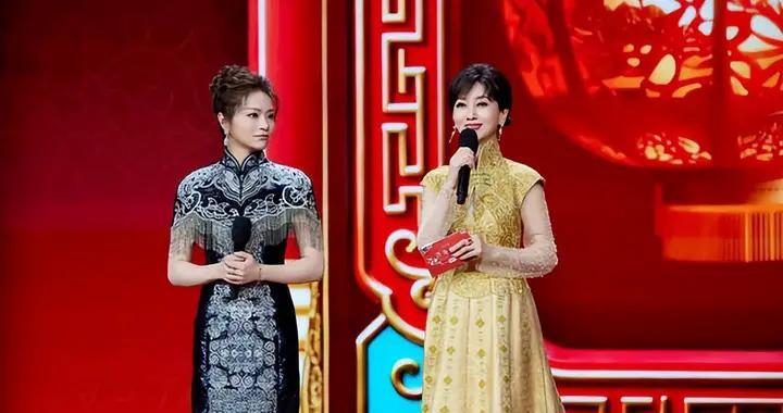 趙雅芝參加2026總檯僑晚！穿金色長裙氣質優雅迷人