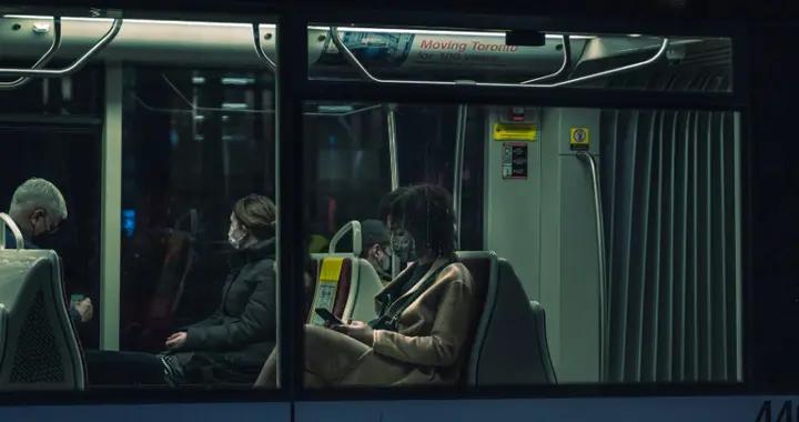 揭祕！工行客戶經理8000元月薪對比國企崗位：誰更勝一籌？