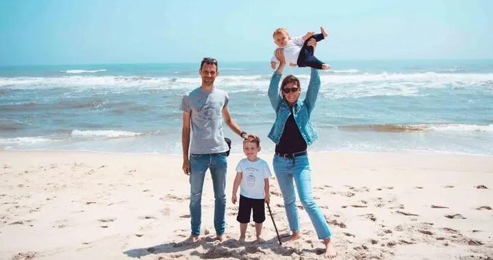 你發現一個奇怪的事沒？父母吵架時，女兒多半會幫媽媽，對抗爸爸