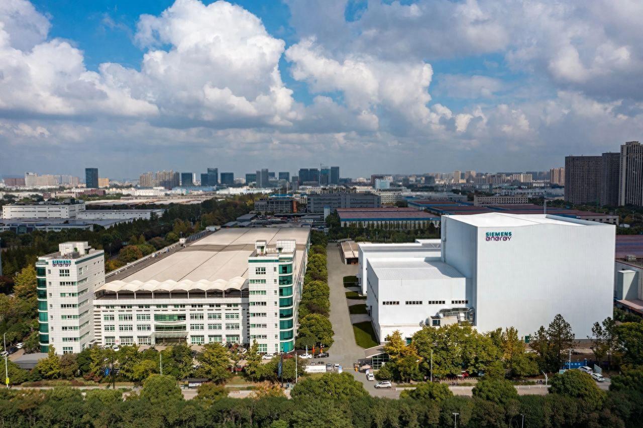 德國總理默茨雨中訪問杭州，這家位於錢塘的企業爲何成爲重要一站？