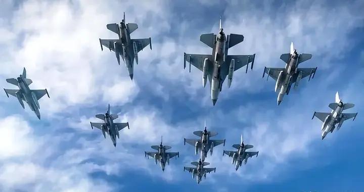 美軍想不通：多架F16悄摸起飛，連韓國都沒說，解放軍咋會知道