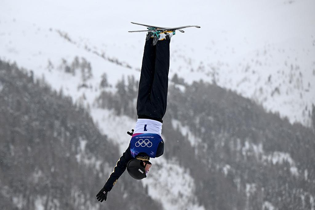 孫佳旭晉級自由式滑雪男子空中技巧決賽