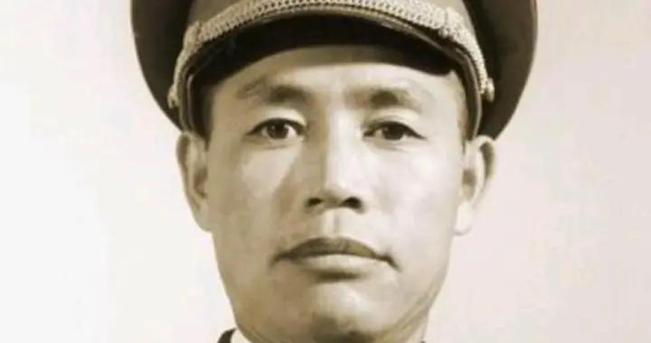 31歲的志願軍師長已經打了20年的仗，在他眼裏敵軍只是稻草人