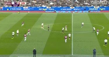 打哪去了？維爾茨橫傳加克波一漏，後點的伊薩克射門直飛看臺