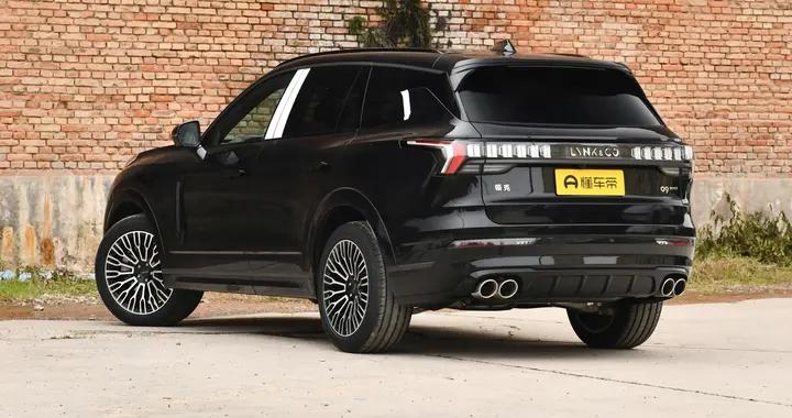 30萬級更強四驅，行 政級第二排 ，2026款領克09確實值得一看